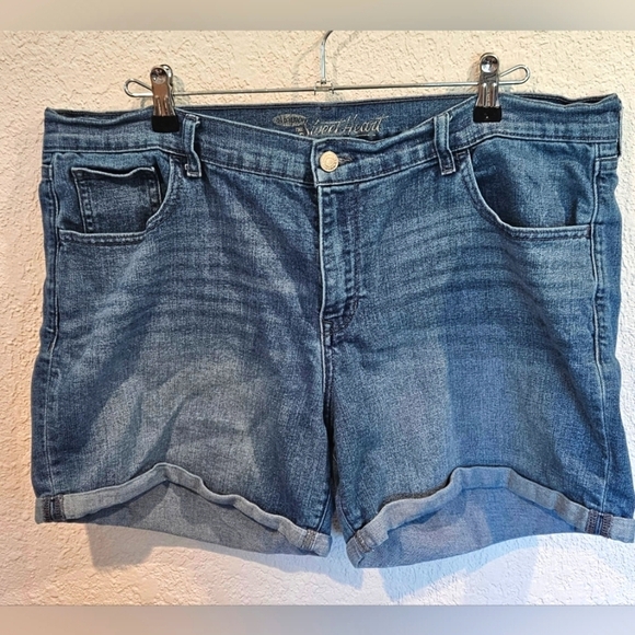 Old Navy the Sweet Heart Jean Shorts 16 - Picture 1 of 4